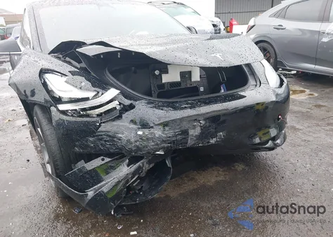 2020 Tesla Model 3 Standard Range Plus Rear-Wheel Drive/Standard Range Rear-Wheel Drive from USA, damaged, VIN 5YJ3E1EA3LF739083